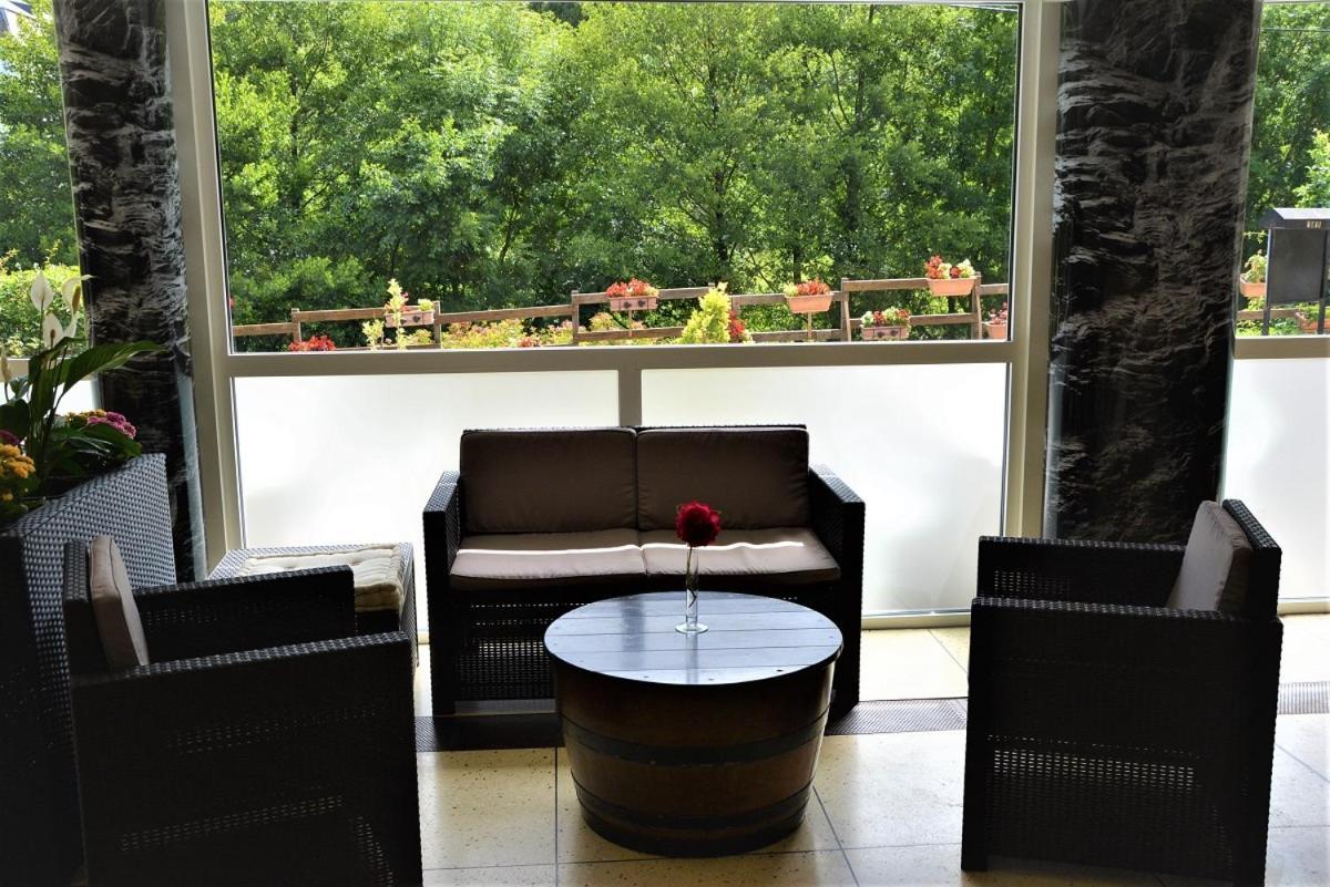 Les Rocks Hotel Brusque ภายนอก รูปภาพ