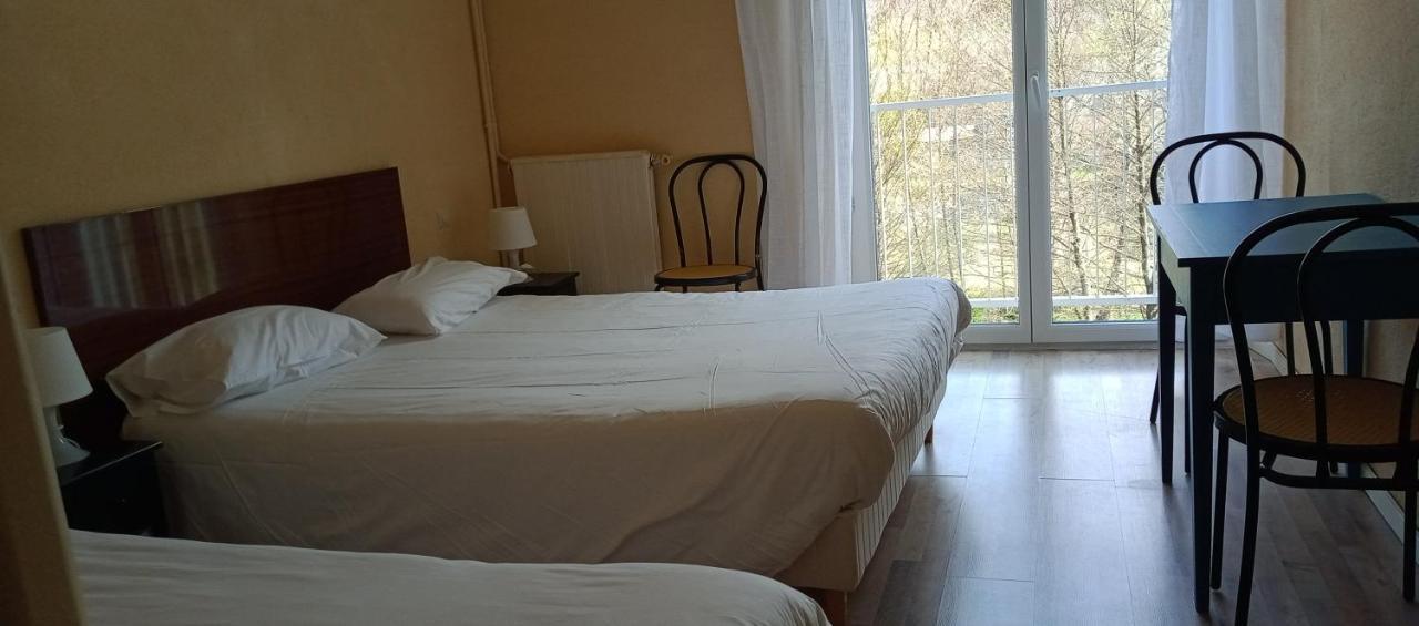 Les Rocks Hotel Brusque ภายนอก รูปภาพ