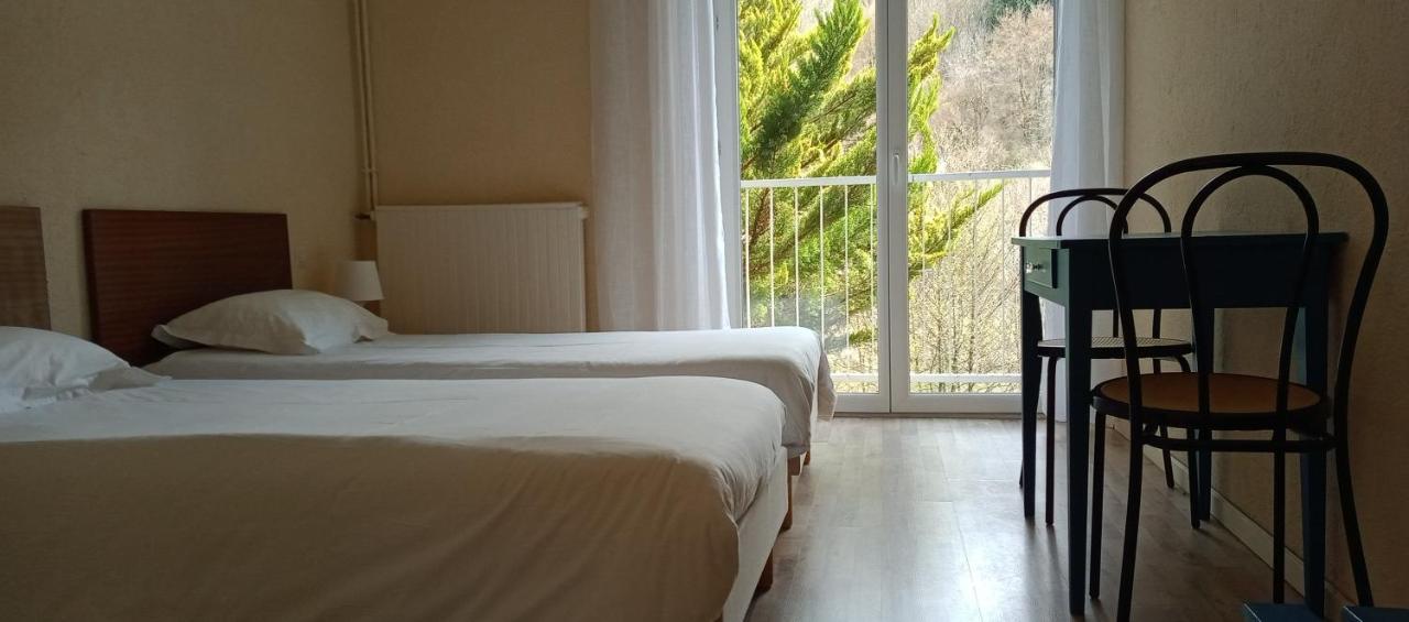 Les Rocks Hotel Brusque ภายนอก รูปภาพ